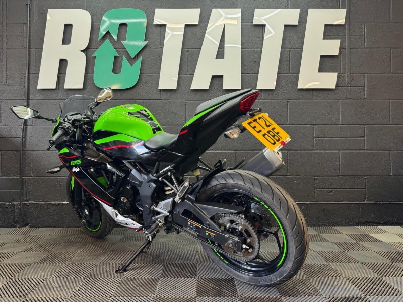 KAWASAKI Ninja 125