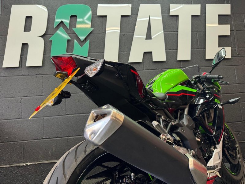 KAWASAKI Ninja 125