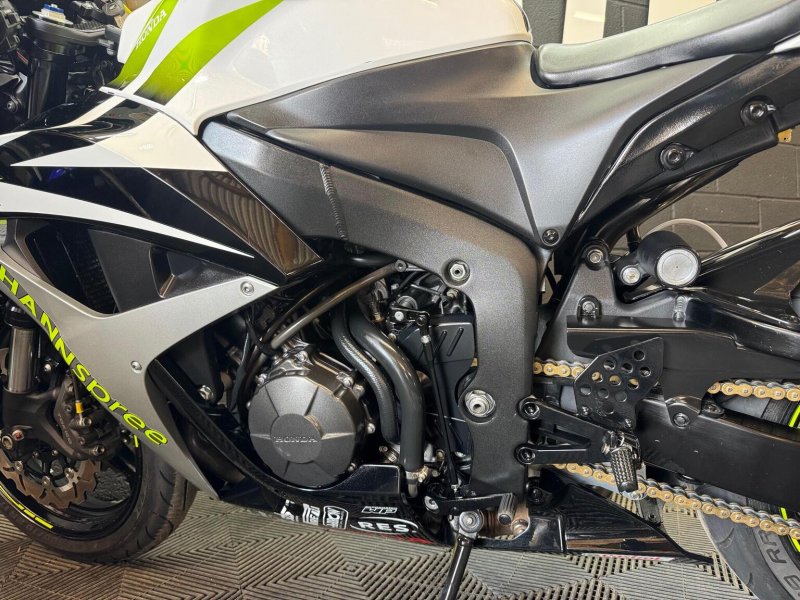 HONDA CBR600RR