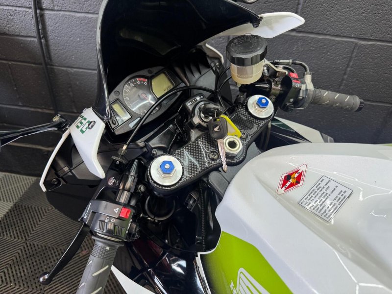 HONDA CBR600RR