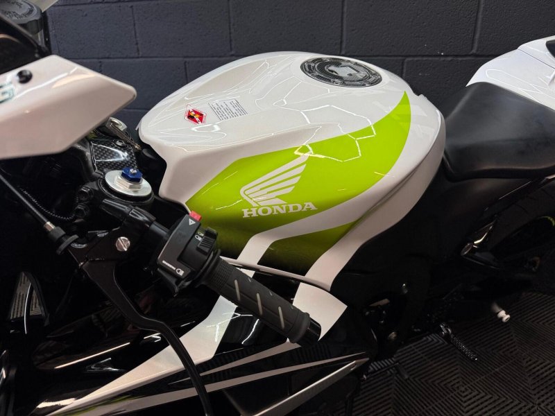 HONDA CBR600RR