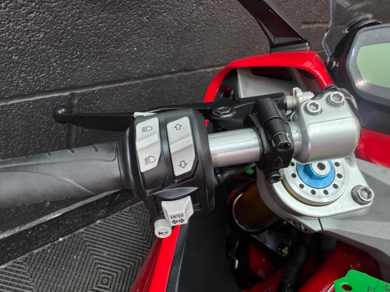 DUCATI Supersport S