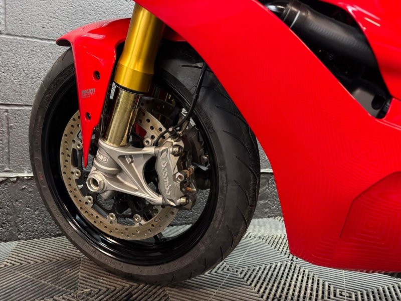 DUCATI Supersport S