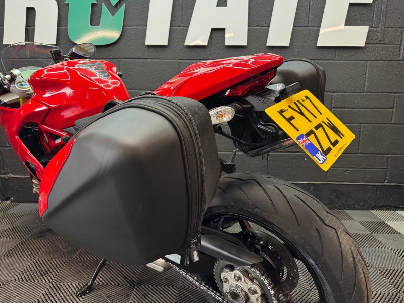 DUCATI Supersport S