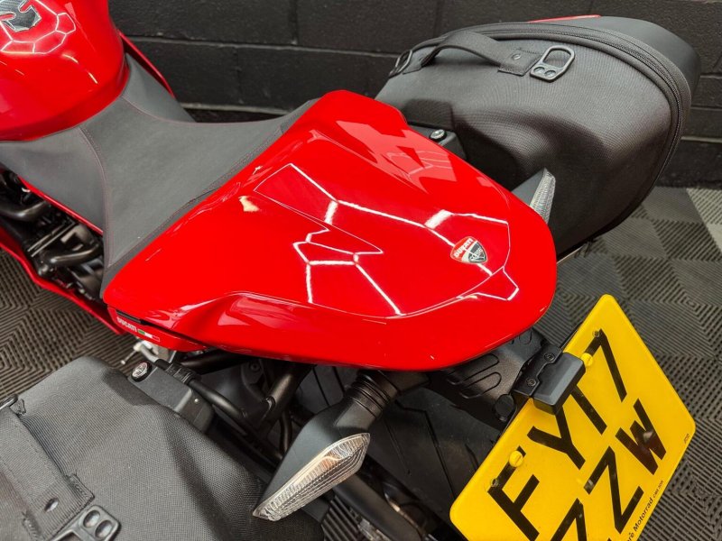 DUCATI Supersport S