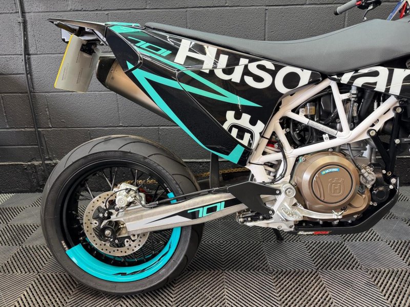 HUSQVARNA 701