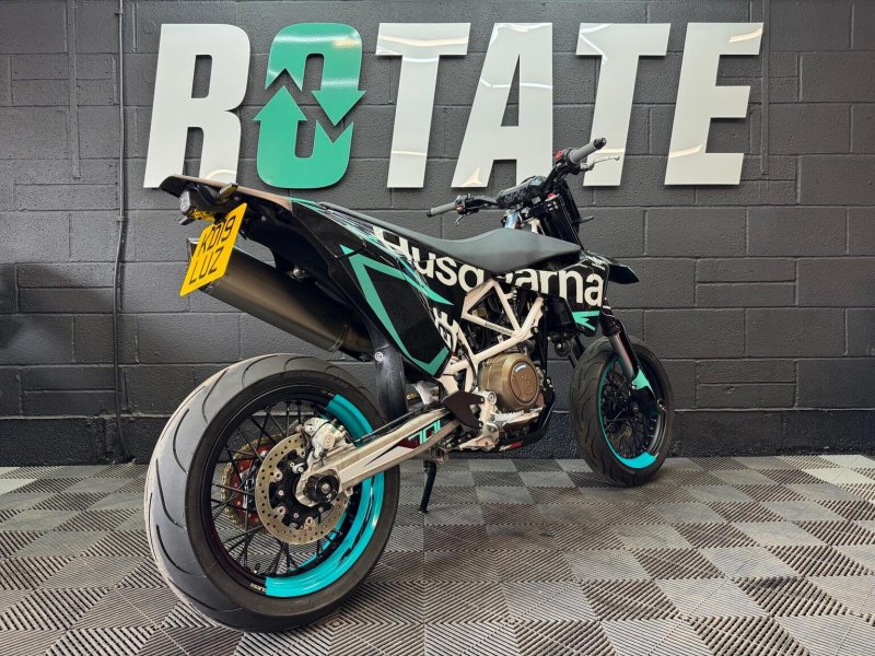 HUSQVARNA 701