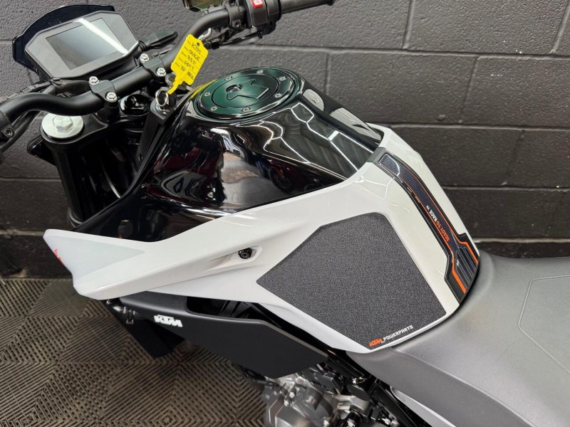 KTM 790 DUKE
