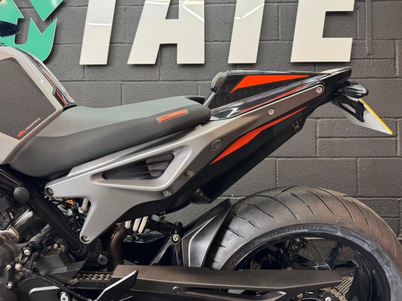 KTM 790 DUKE