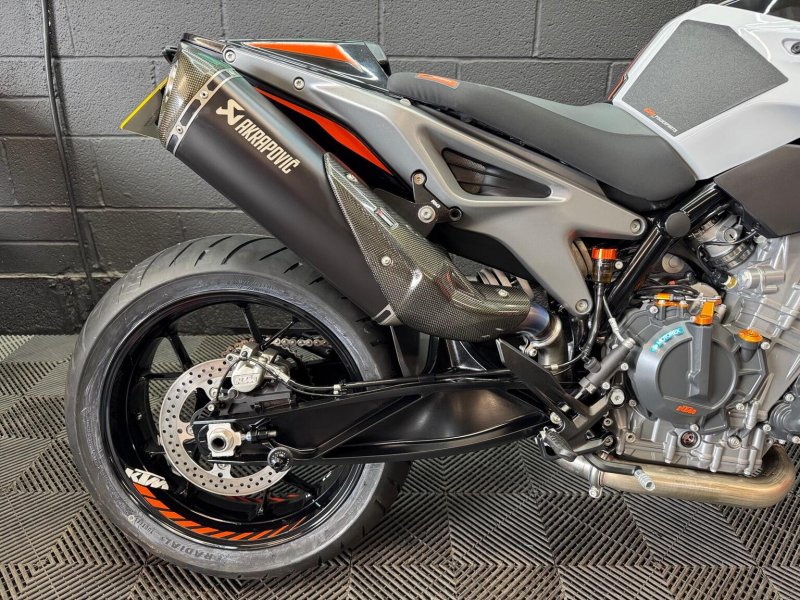 KTM 790 DUKE