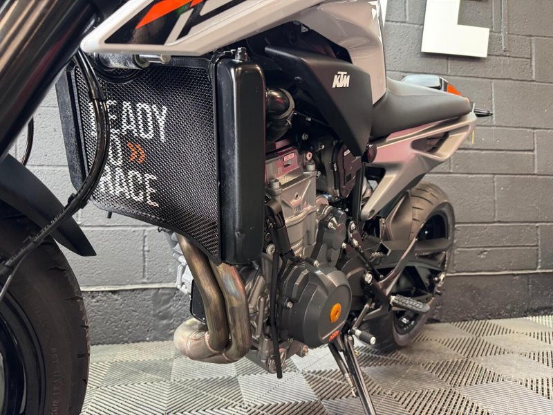 KTM 790 DUKE