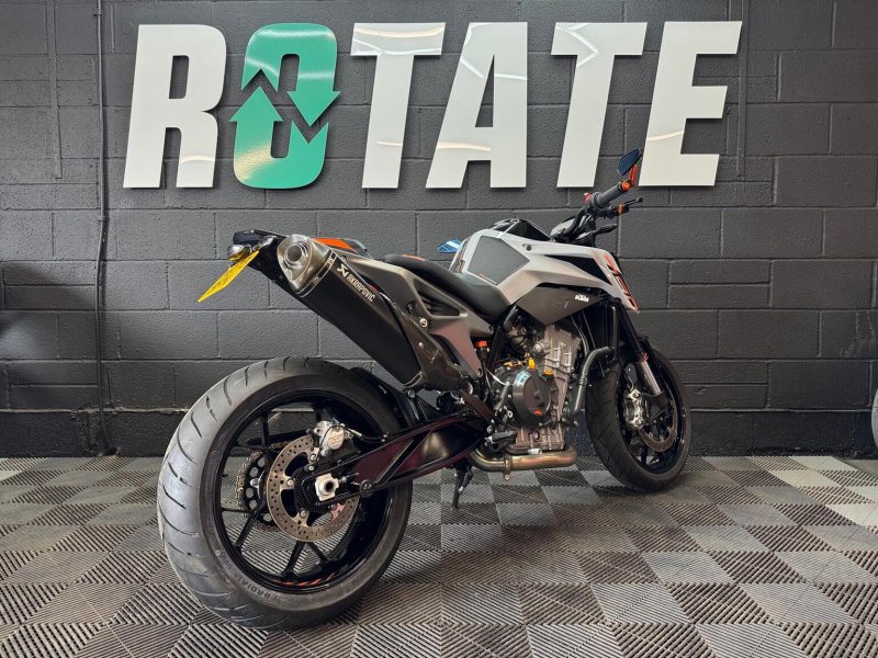 KTM 790 DUKE