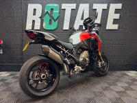 DUCATI MULTISTRADA V4