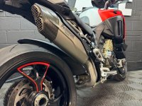 DUCATI MULTISTRADA V4
