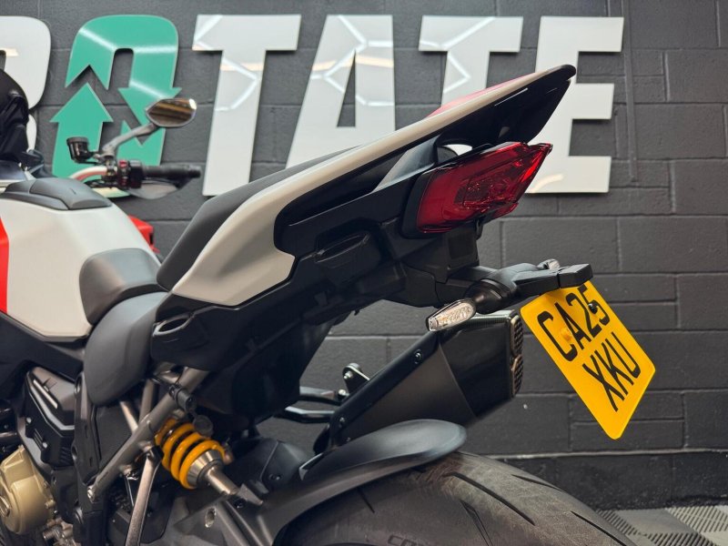 DUCATI MULTISTRADA V4