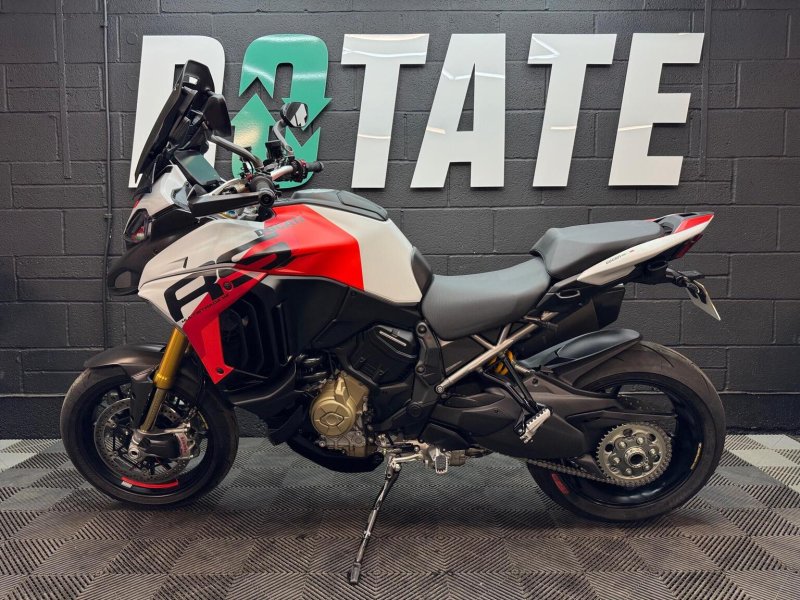 DUCATI MULTISTRADA V4