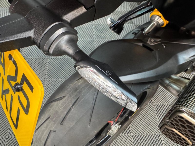 DUCATI MULTISTRADA V4