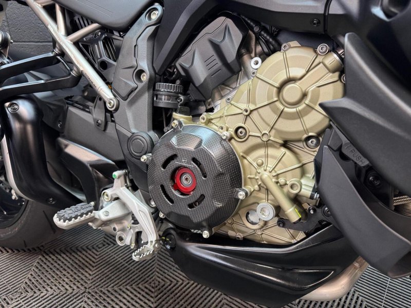 DUCATI MULTISTRADA V4