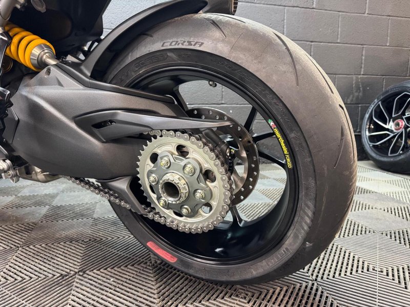 DUCATI MULTISTRADA V4