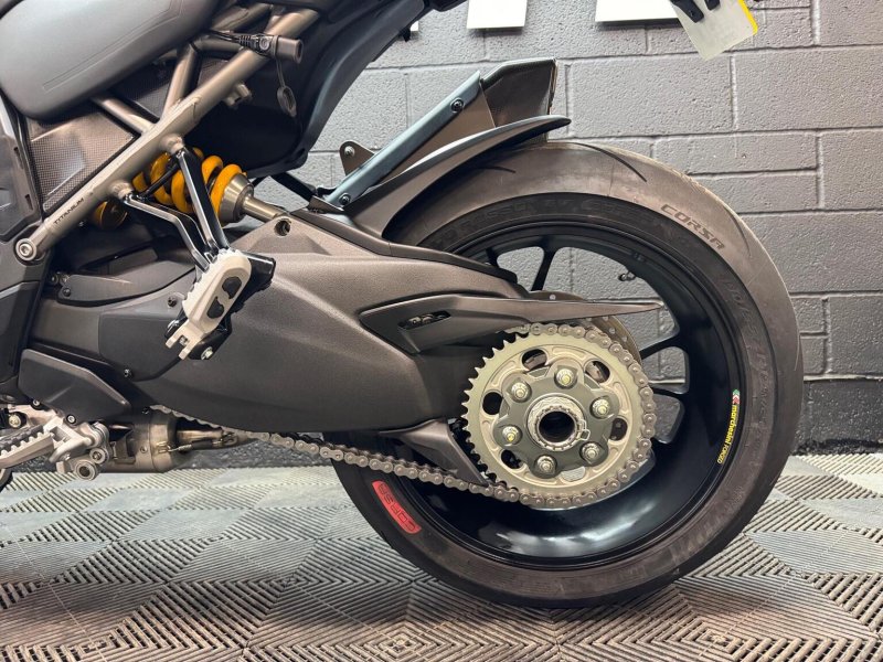 DUCATI MULTISTRADA V4