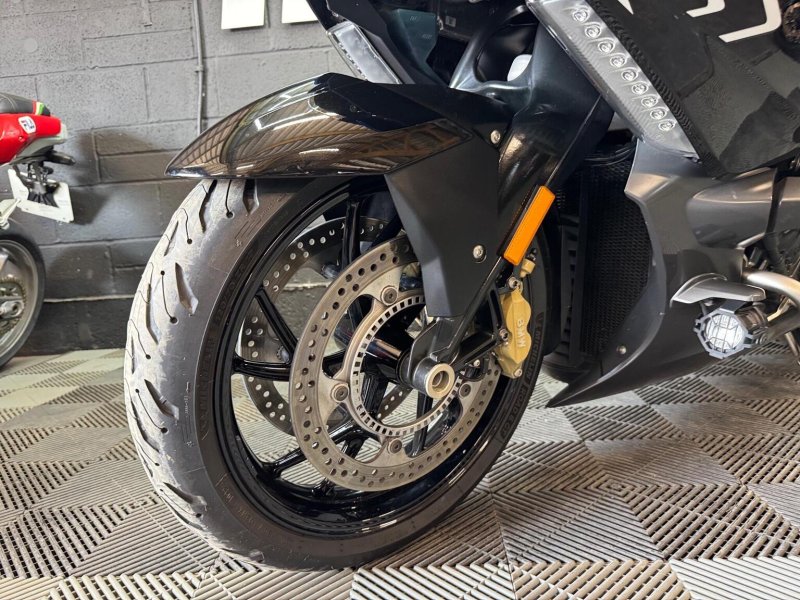 BMW K1600GT