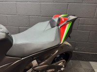 APRILIA RSV4