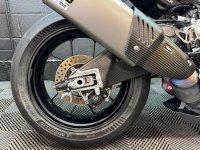 APRILIA RSV4