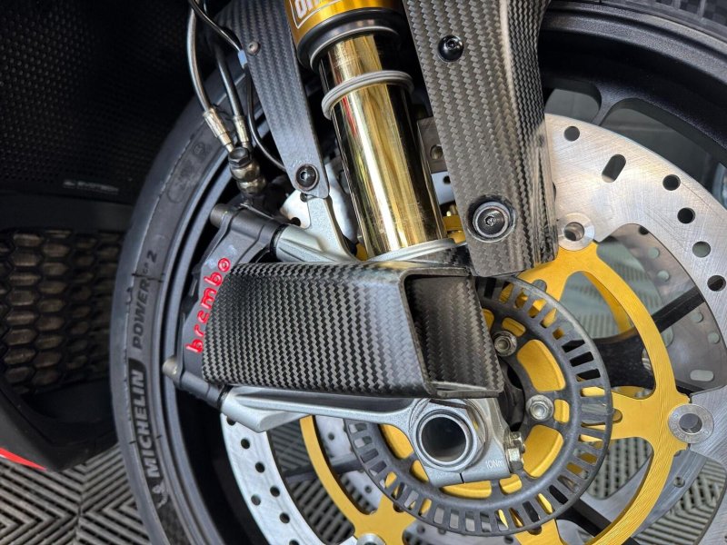APRILIA RSV4