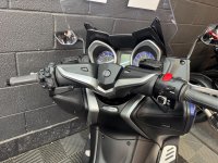 YAMAHA Tmax