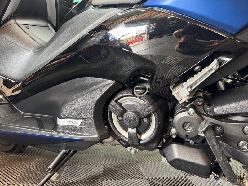 YAMAHA Tmax