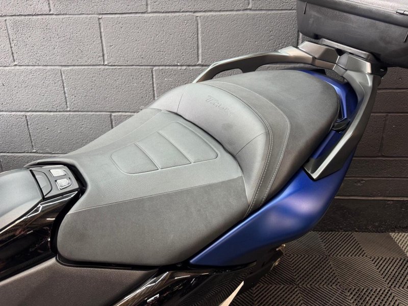 YAMAHA Tmax