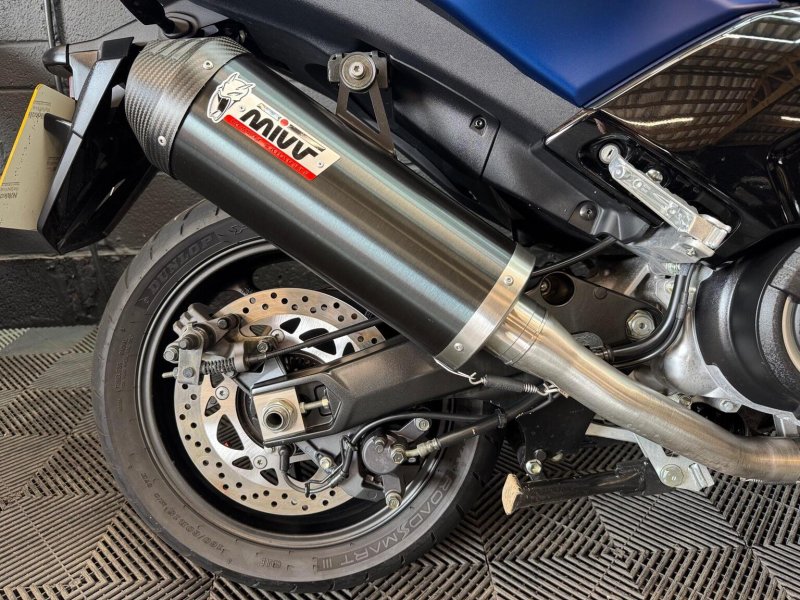 YAMAHA Tmax