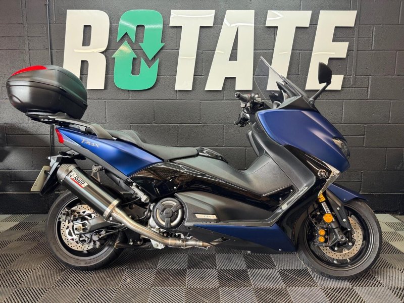 YAMAHA Tmax