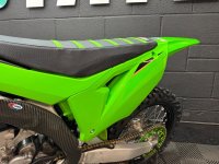 KAWASAKI KX450F