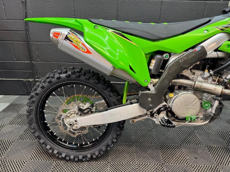 KAWASAKI KX450F