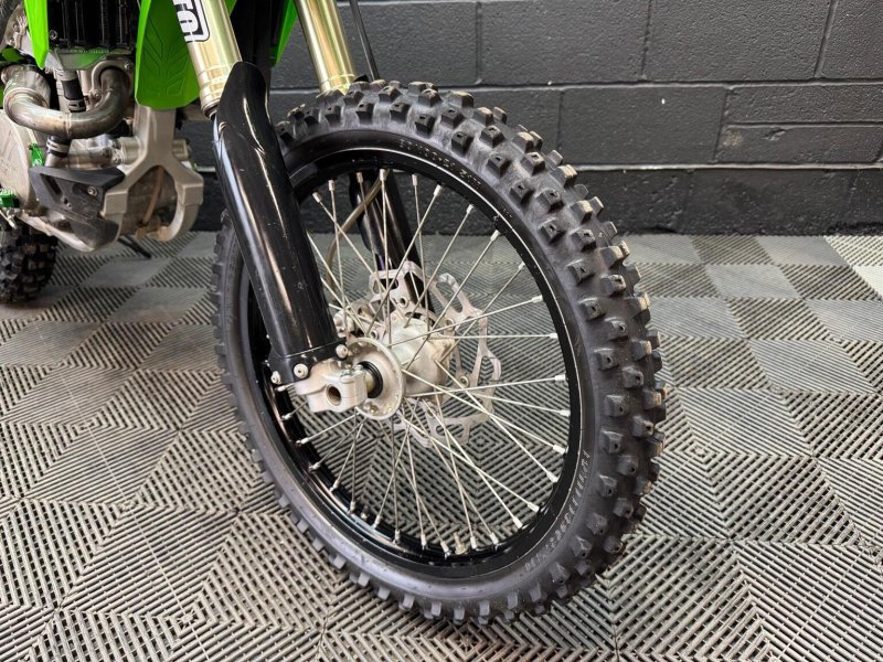 KAWASAKI KX450F