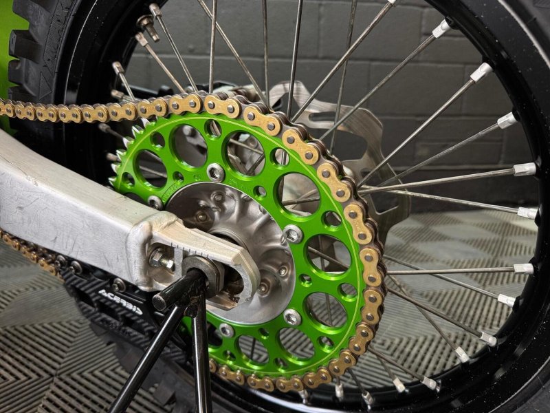 KAWASAKI KX450F