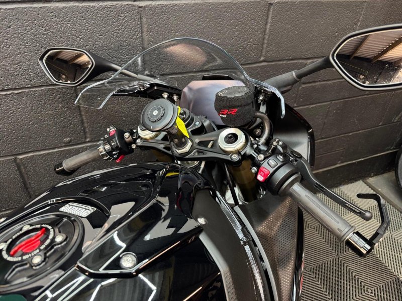 BMW S1000RR