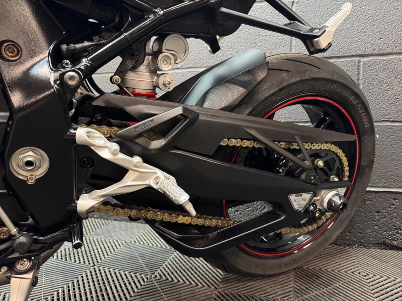 BMW S1000RR