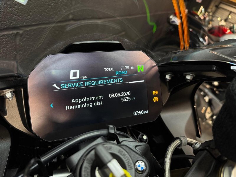 BMW S1000RR
