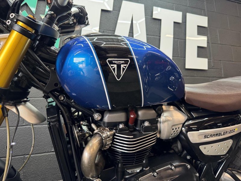 TRIUMPH SCRAMBLER 1200