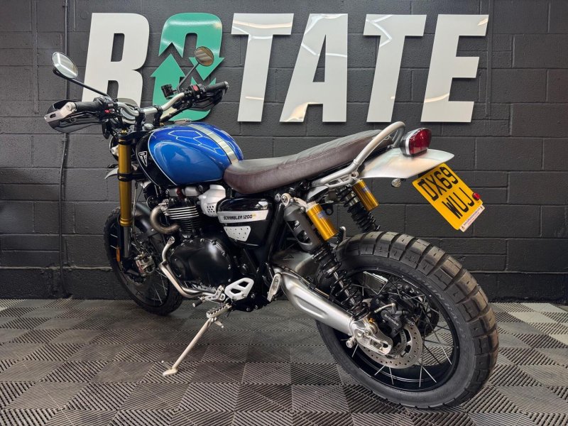 TRIUMPH SCRAMBLER 1200