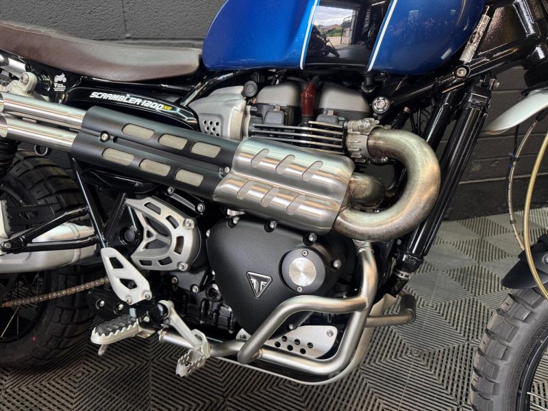 TRIUMPH SCRAMBLER 1200
