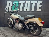 HARLEY-DAVIDSON Dyna