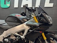 APRILIA Tuono 1100 V4