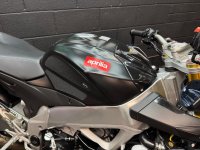 APRILIA Tuono 1100 V4