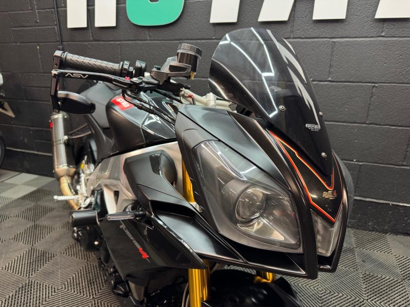 APRILIA Tuono 1100 V4