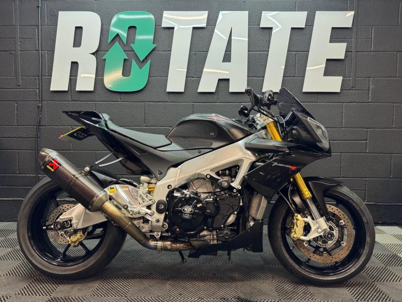 APRILIA Tuono 1100 V4