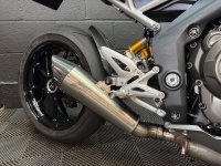 TRIUMPH SPEED TRIPLE 1200
