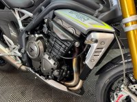TRIUMPH SPEED TRIPLE 1200